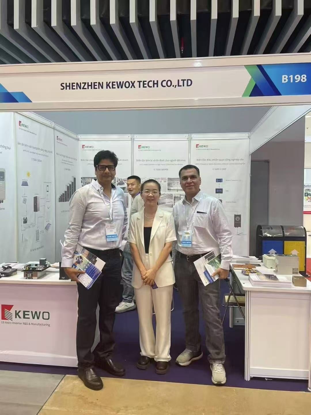 77c61391aca97ed8716f54a800e94ea 77c61391aca97ed8716f54a800e94ea